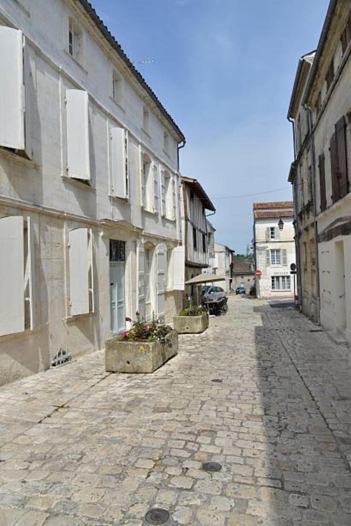 Maison Meire Studios Cognac Eksteriør billede